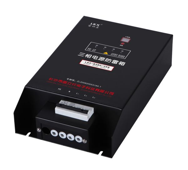 三相電源防雷箱10/350μs(LKX-B380/15G/25G/40G/50G) 數碼管 液晶屏